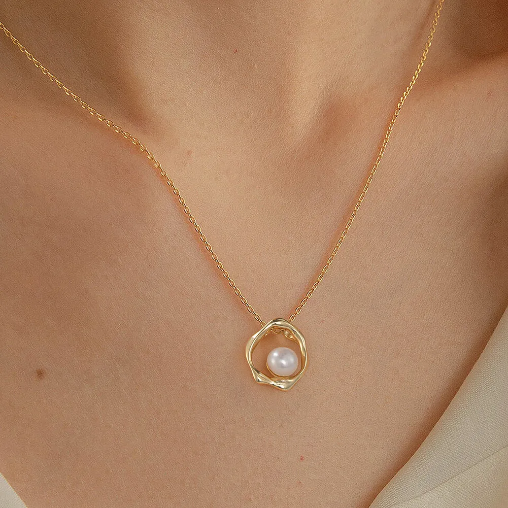 925 Silver Mobius Loop Pearl Necklace