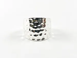 Elegant Shiny Metallic Hammered Style Silver Band Ring