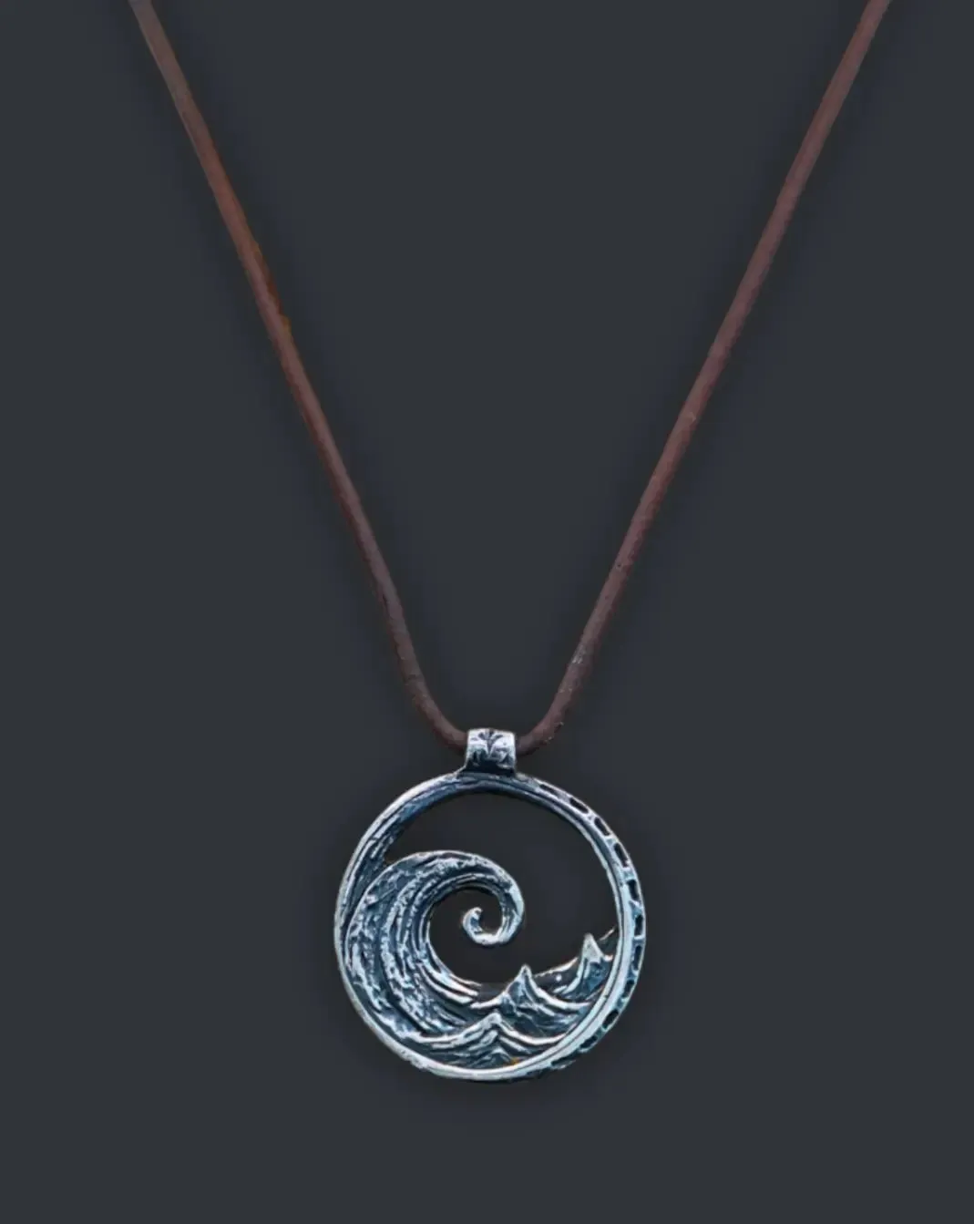 Hollow Wave Pendant