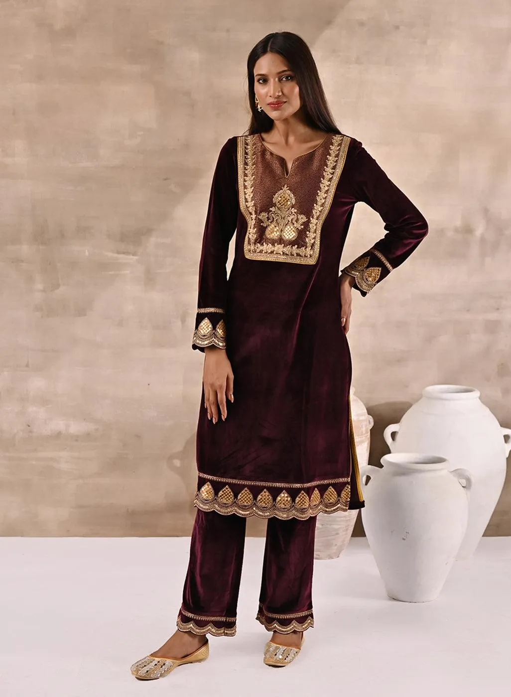 Maroon Velvet Kurta Set With Heavy Front Yoke Zari Embroidery