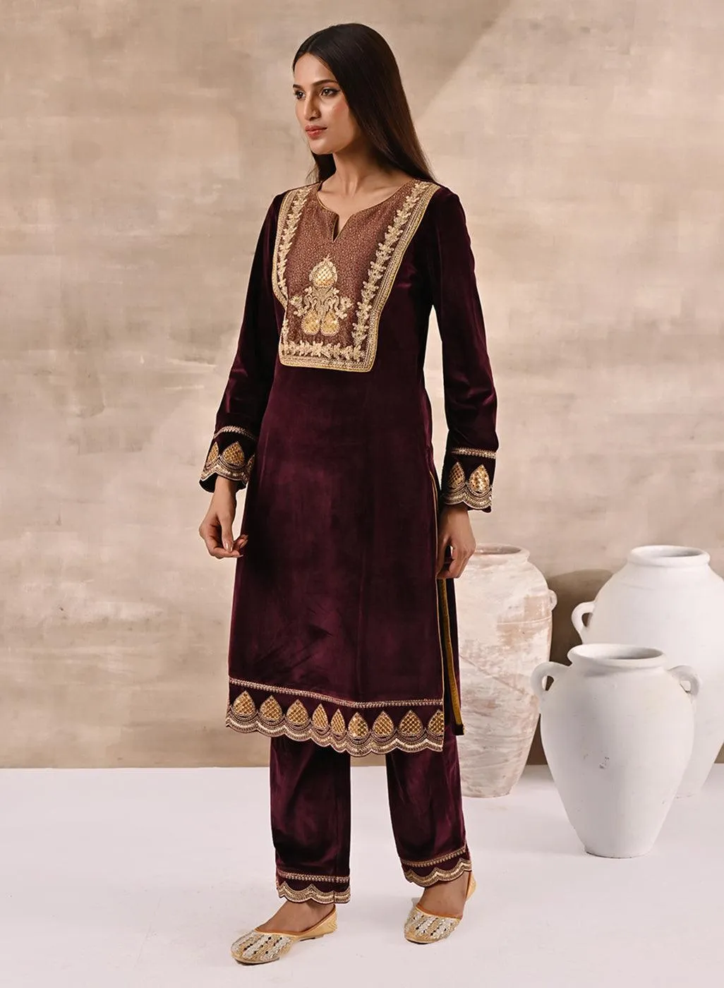 Maroon Velvet Kurta Set With Heavy Front Yoke Zari Embroidery