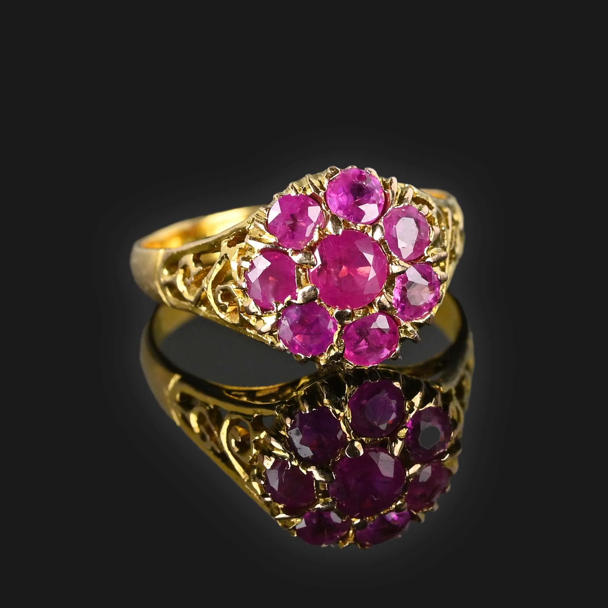 Vintage 14K Gold Filigree Ruby Cluster Ring