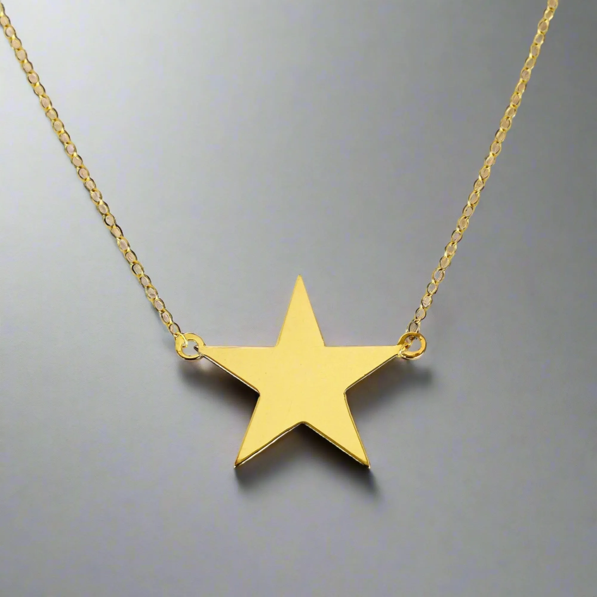 Vintage Contemporary 14K Gold Star Pendant Necklace