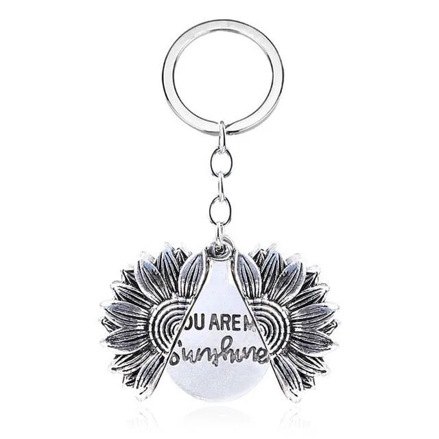 You are my sunshine Open Sunflower Gold Necklace